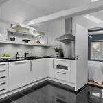 Arctic Homes - Historic Penthouse *