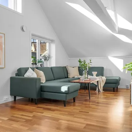 Arctic Homes - Historic Penthouse Apartment *