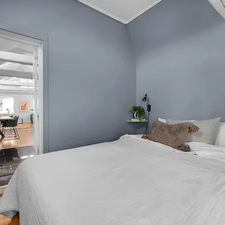Apartment Arctic Homes - Historic Penthouse Tromso