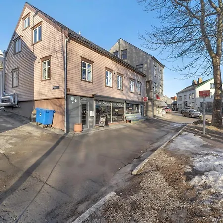 Arctic Homes - Historic Penthouse