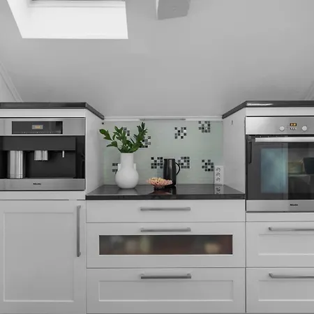 Arctic Homes - Historic Penthouse * Tromso